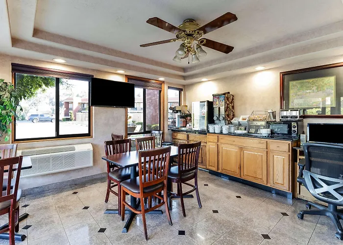 Knights Inn Madera